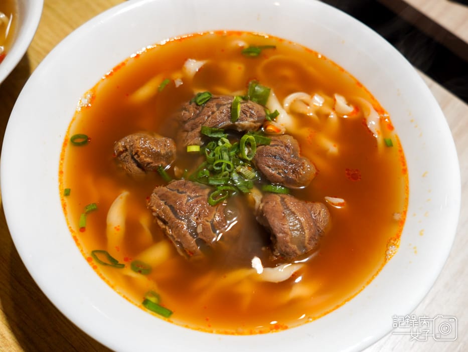 25麵大廚牛肉麵紅燒原味腱心牛肉麵豆花吃到飽.jpg 25麵大廚牛肉麵紅燒原味腱心牛肉麵豆花吃到飽.jpg