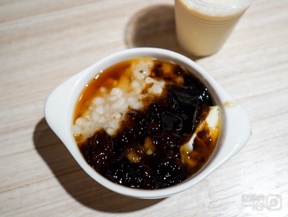 21麵大廚牛肉麵豆花吃到飽豆漿喝到飽.jpg 21麵大廚牛肉麵豆花吃到飽豆漿喝到飽.jpg