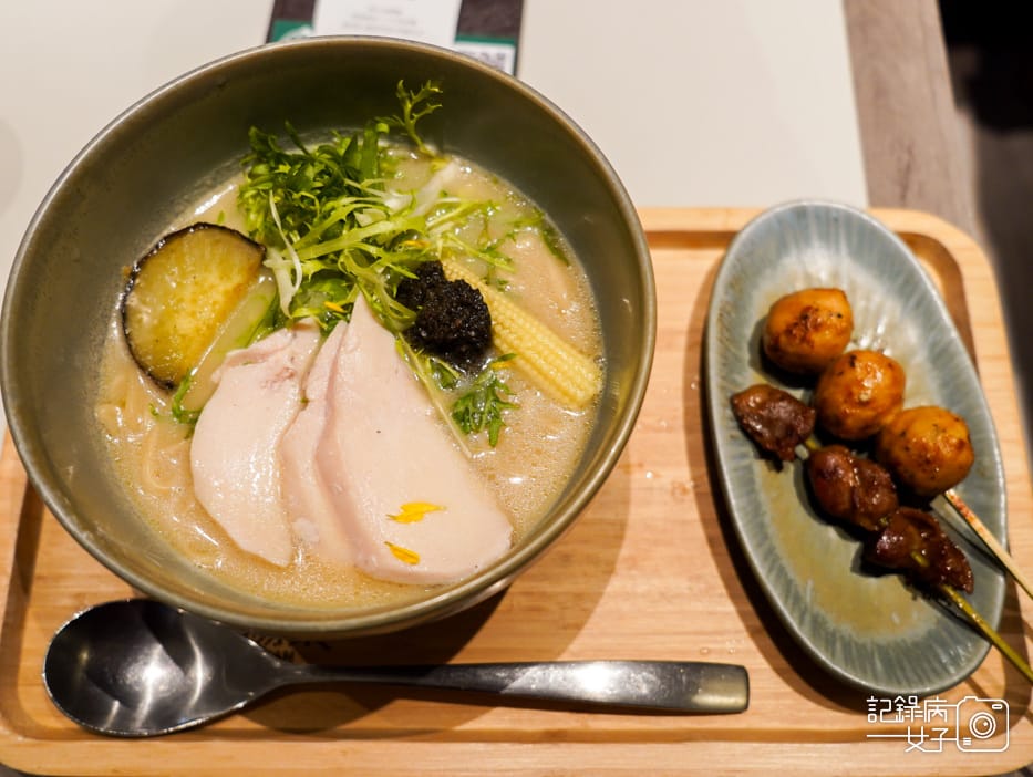 19雞湯桑拉麵雞白湯拉麵綜合燒鳥串燒雞肉丸甜點.jpg 19雞湯桑拉麵雞白湯拉麵綜合燒鳥串燒雞肉丸甜點.jpg