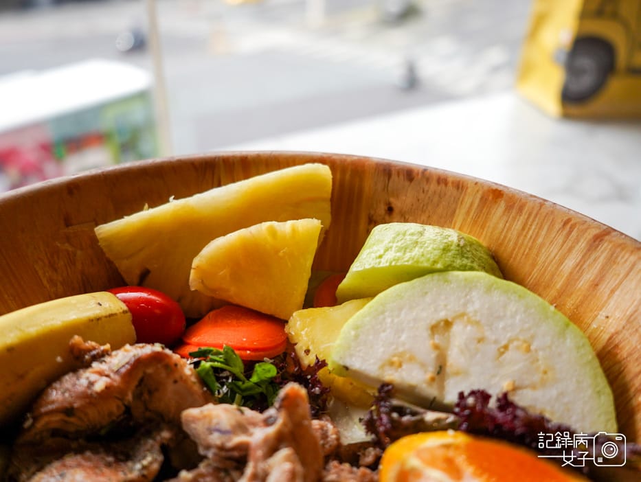 29華山丘比手作土司早午餐木盆沙拉帕尼尼三明治丘比早午餐丘比木盆沙拉.jpg 29華山丘比手作土司早午餐木盆沙拉帕尼尼三明治丘比早午餐丘比木盆沙拉.jpg