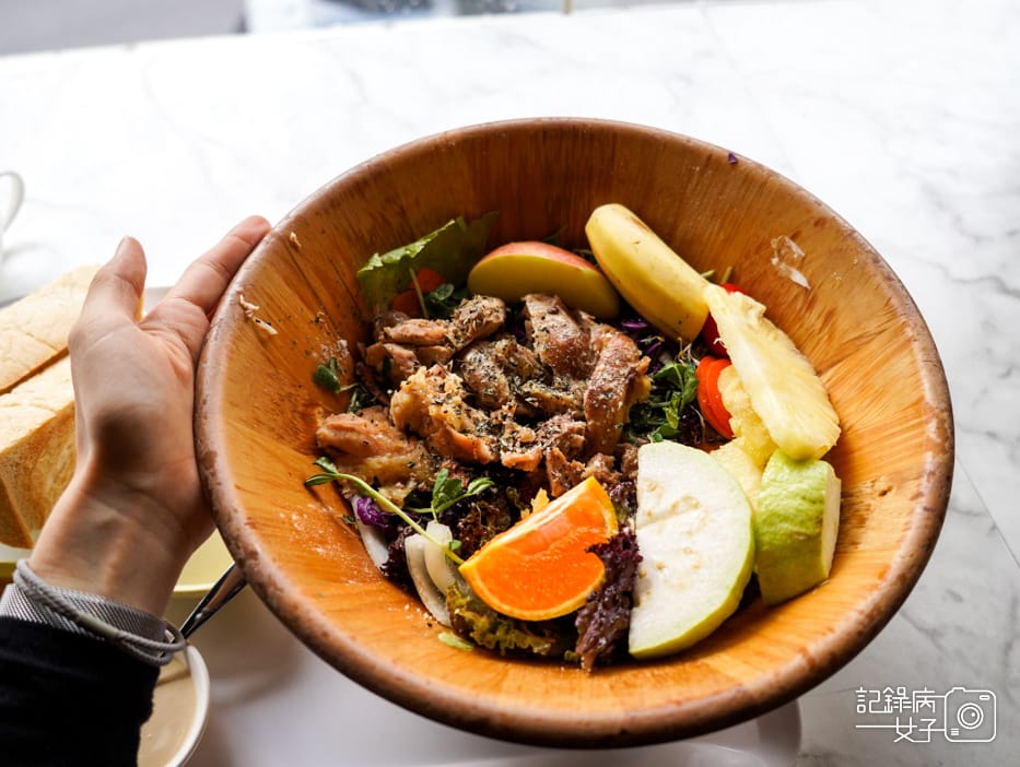 19華山丘比手作土司早午餐木盆沙拉帕尼尼三明治丘比早午餐丘比木盆沙拉.jpg 19華山丘比手作土司早午餐木盆沙拉帕尼尼三明治丘比早午餐丘比木盆沙拉.jpg