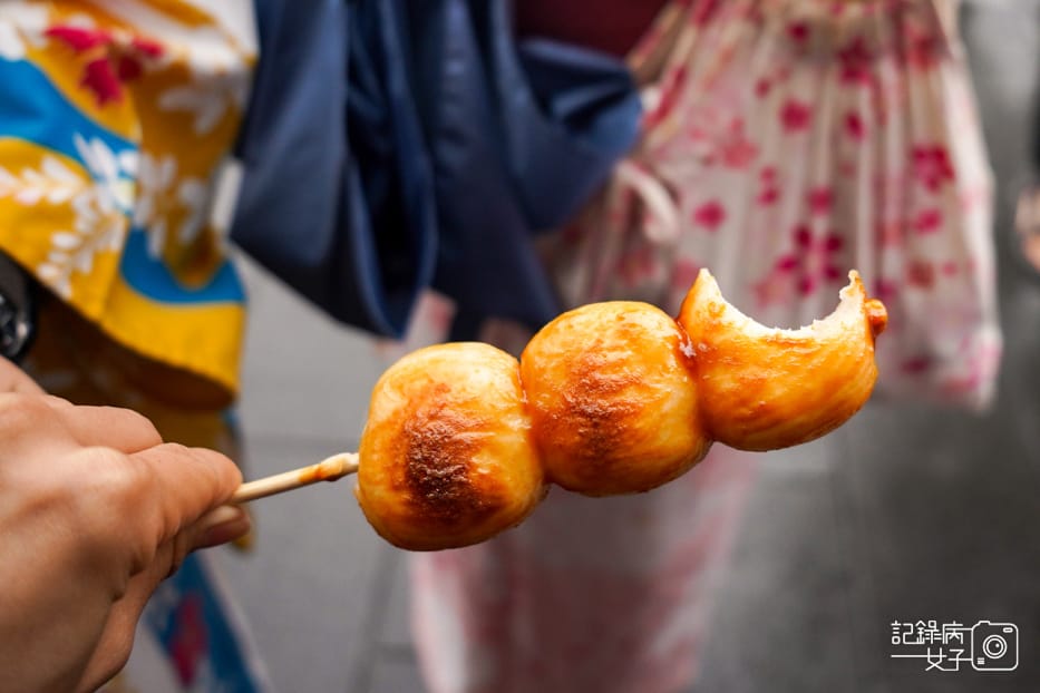 4日本埼玉縣川越美食黄金だんご黃金烤糰子新井武平商店.jpg