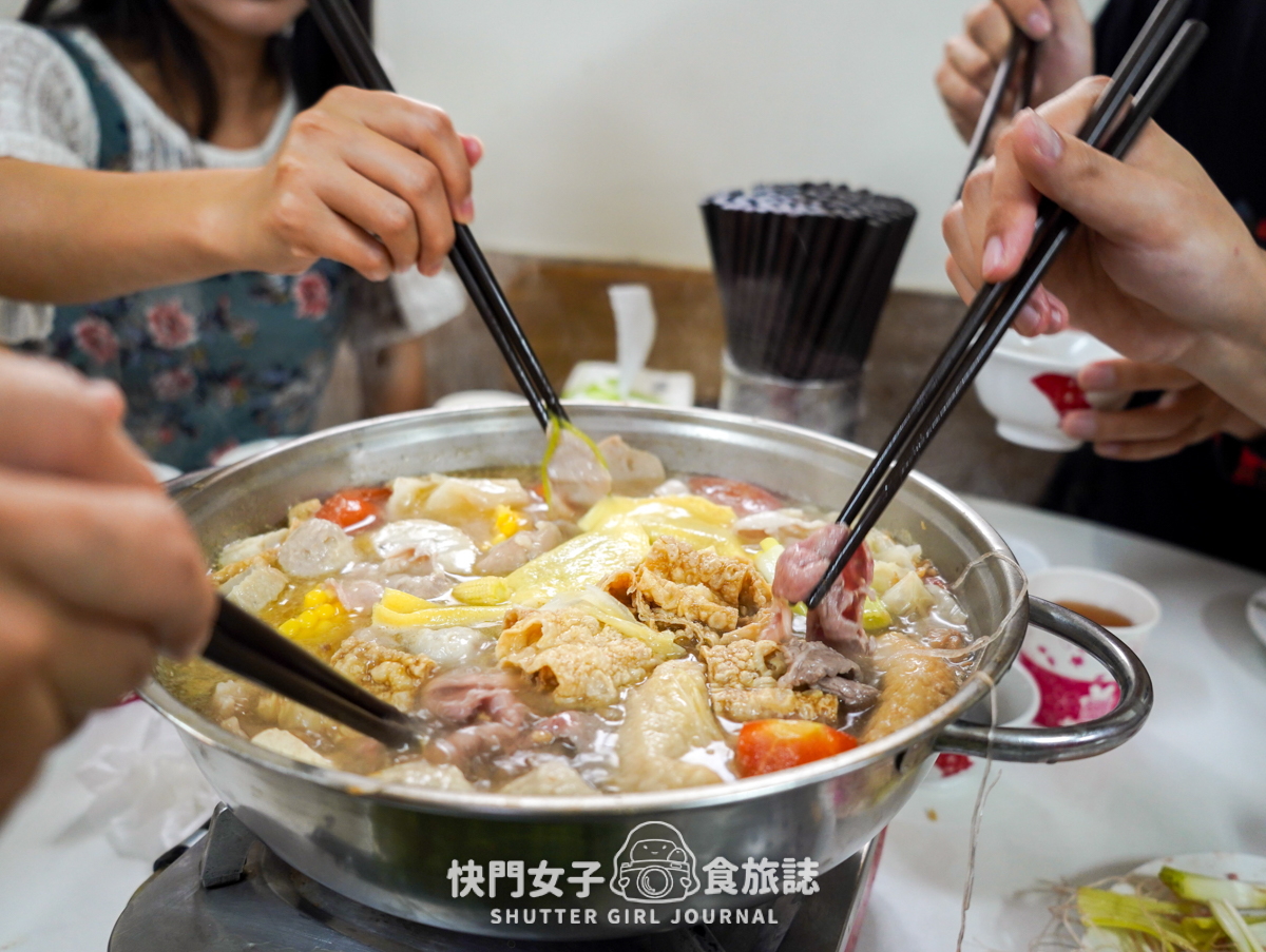 【台南 中西區】小豪洲沙茶爐 x 中正總店老字號沙茶鍋 x 豐盛肉盤火鍋料 - 第38張圖 【台南 中西區】小豪洲沙茶爐 x 中正總店老字號沙茶鍋 x 豐盛肉盤火鍋料