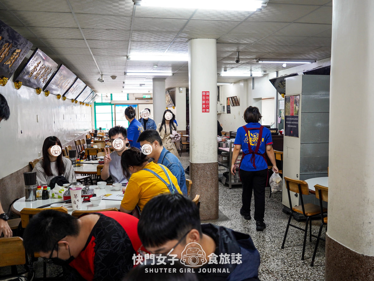 【台南 中西區】小豪洲沙茶爐 x 中正總店老字號沙茶鍋 x 豐盛肉盤火鍋料 - 第7張圖 【台南 中西區】小豪洲沙茶爐 x 中正總店老字號沙茶鍋 x 豐盛肉盤火鍋料