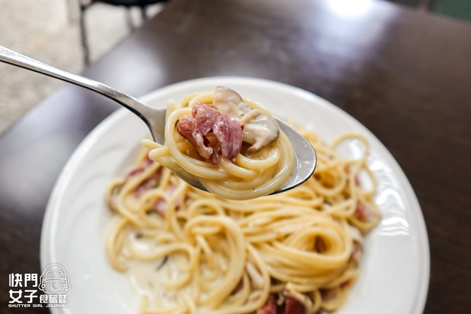 5內湖東湖四姐的義大利麵四姊的意大利麵白酒清炒蛤蜊奶醬培根.jpg
