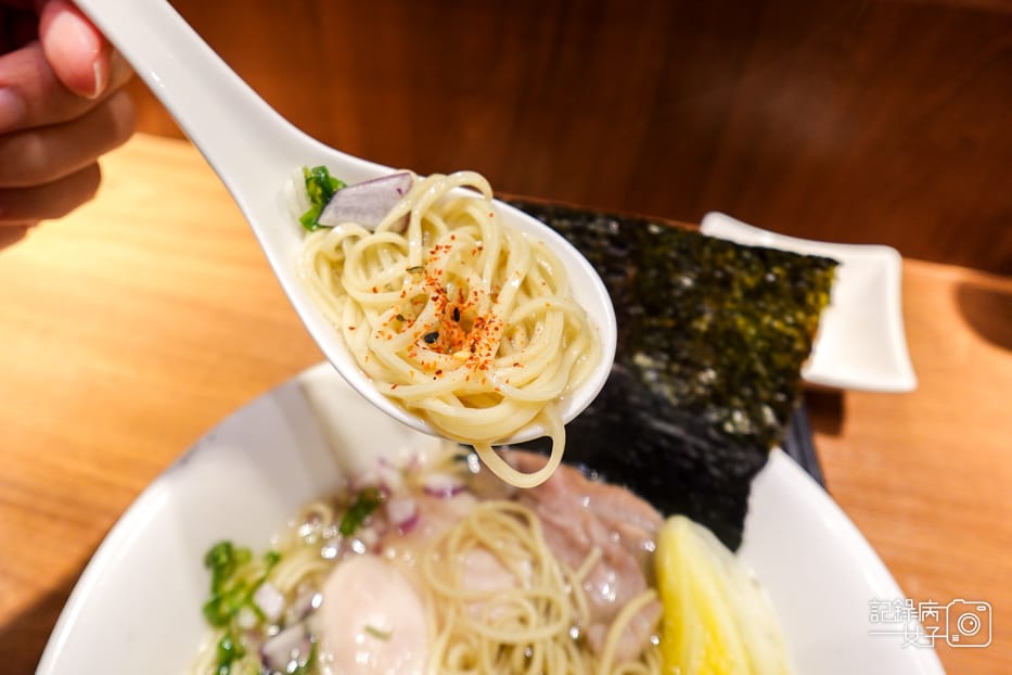 34士林劍潭長生塩人招牌鹽味拉麵雙倍肉片豚叉燒舒肥雞.jpg 34士林劍潭長生塩人招牌鹽味拉麵雙倍肉片豚叉燒舒肥雞.jpg