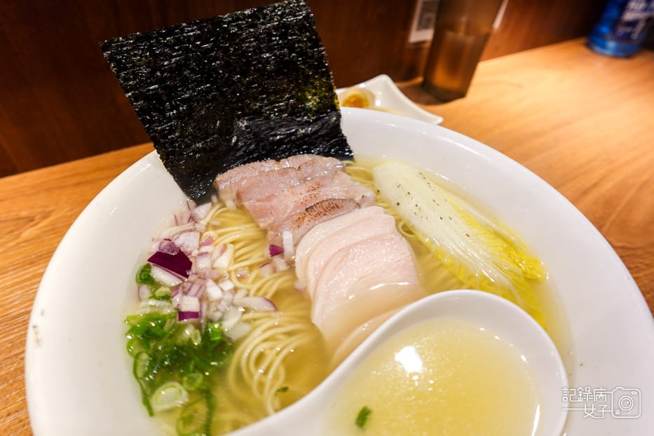 23士林劍潭長生塩人招牌鹽味拉麵雙倍肉片豚叉燒舒肥雞.jpg 23士林劍潭長生塩人招牌鹽味拉麵雙倍肉片豚叉燒舒肥雞.jpg