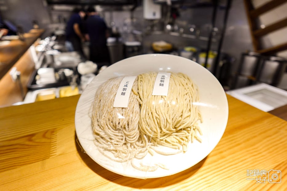 19士林劍潭長生塩人招牌鹽味拉麵雙倍肉片豚叉燒舒肥雞.jpg 19士林劍潭長生塩人招牌鹽味拉麵雙倍肉片豚叉燒舒肥雞.jpg