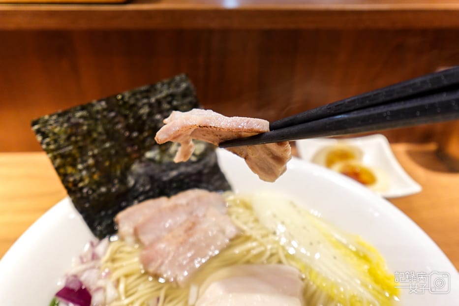 29士林劍潭長生塩人招牌鹽味拉麵雙倍肉片豚叉燒舒肥雞.jpg 29士林劍潭長生塩人招牌鹽味拉麵雙倍肉片豚叉燒舒肥雞.jpg