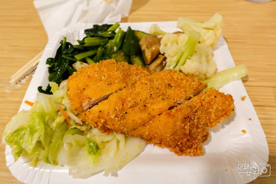 5內湖康寧雞腿達人烤雞腿便當炸雞排便當.jpg 5內湖康寧雞腿達人烤雞腿便當炸雞排便當.jpg