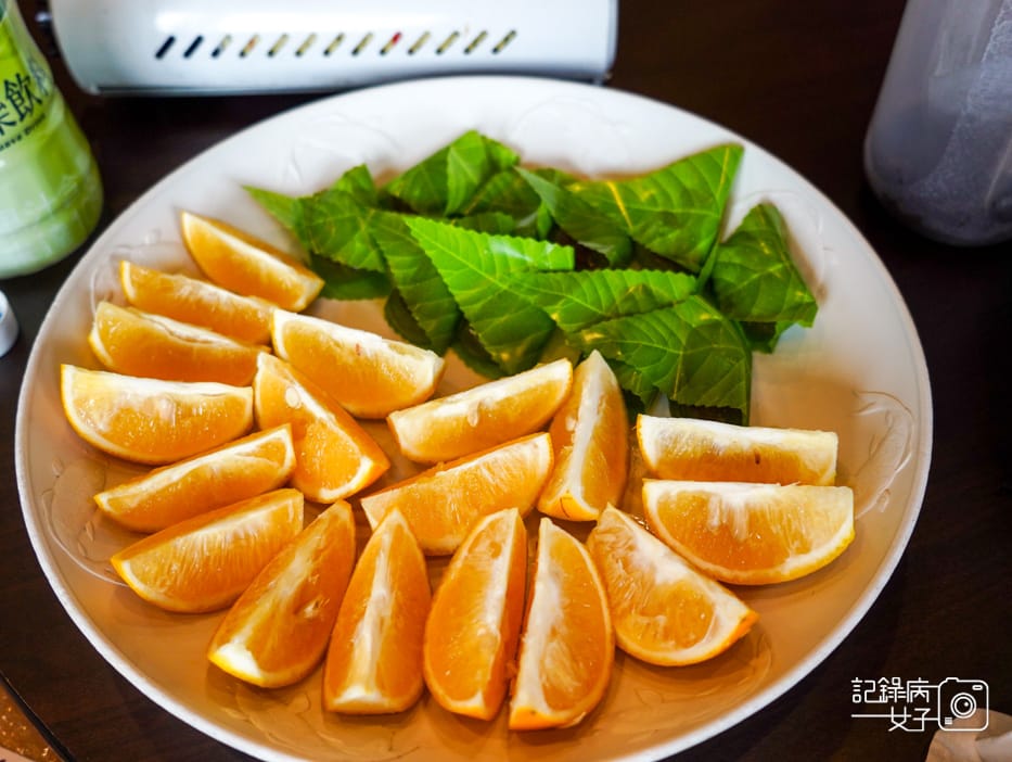 38嘉義合菜梅山餐館招牌梅子雞蠔香豬腱排養生日式海鮮火鍋.jpg 38嘉義合菜梅山餐館招牌梅子雞蠔香豬腱排養生日式海鮮火鍋.jpg