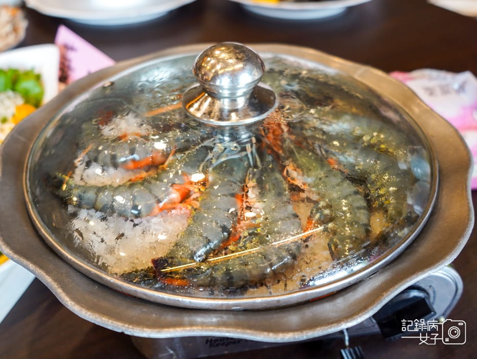 25嘉義合菜梅山餐館招牌梅子雞蠔香豬腱排養生日式海鮮火鍋.jpg 25嘉義合菜梅山餐館招牌梅子雞蠔香豬腱排養生日式海鮮火鍋.jpg