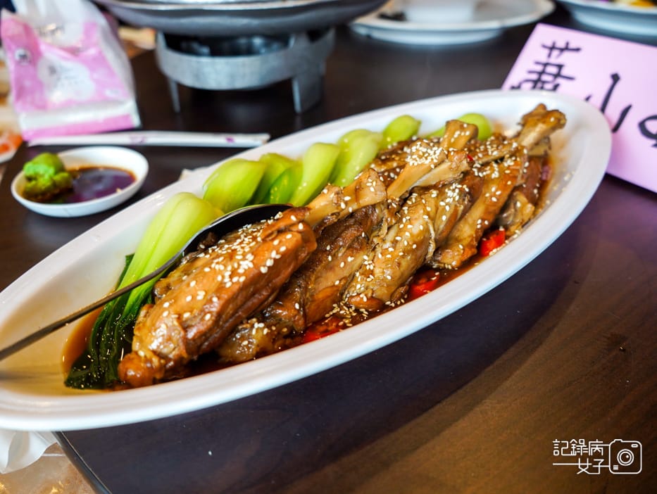 31嘉義合菜梅山餐館招牌梅子雞蠔香豬腱排養生日式海鮮火鍋.jpg 31嘉義合菜梅山餐館招牌梅子雞蠔香豬腱排養生日式海鮮火鍋.jpg