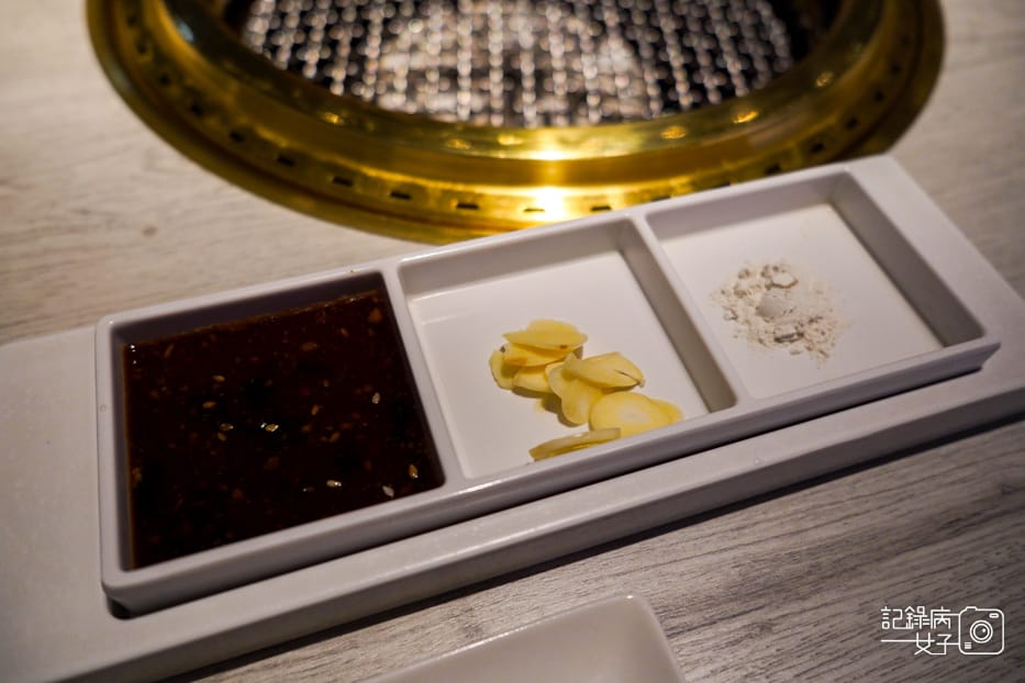 9台中輕井澤三山燒肉頂級日本A5和牛套餐牛肉火鍋專人烤蝦撥蝦.jpg 9台中輕井澤三山燒肉頂級日本A5和牛套餐牛肉火鍋專人烤蝦撥蝦.jpg