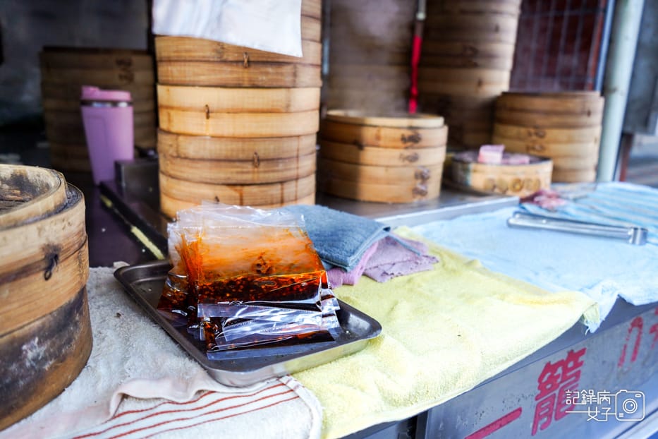 13新北鶯歌美食鶯歌老街郵局小籠包現做手作小籠包.jpg 13新北鶯歌美食鶯歌老街郵局小籠包現做手作小籠包.jpg