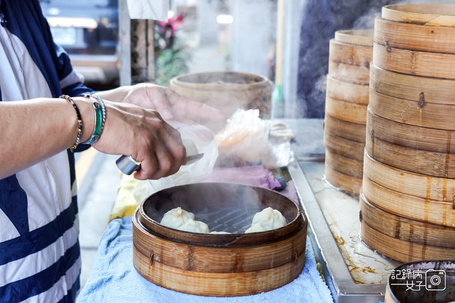 11新北鶯歌美食鶯歌老街郵局小籠包現做手作小籠包.jpg 11新北鶯歌美食鶯歌老街郵局小籠包現做手作小籠包.jpg