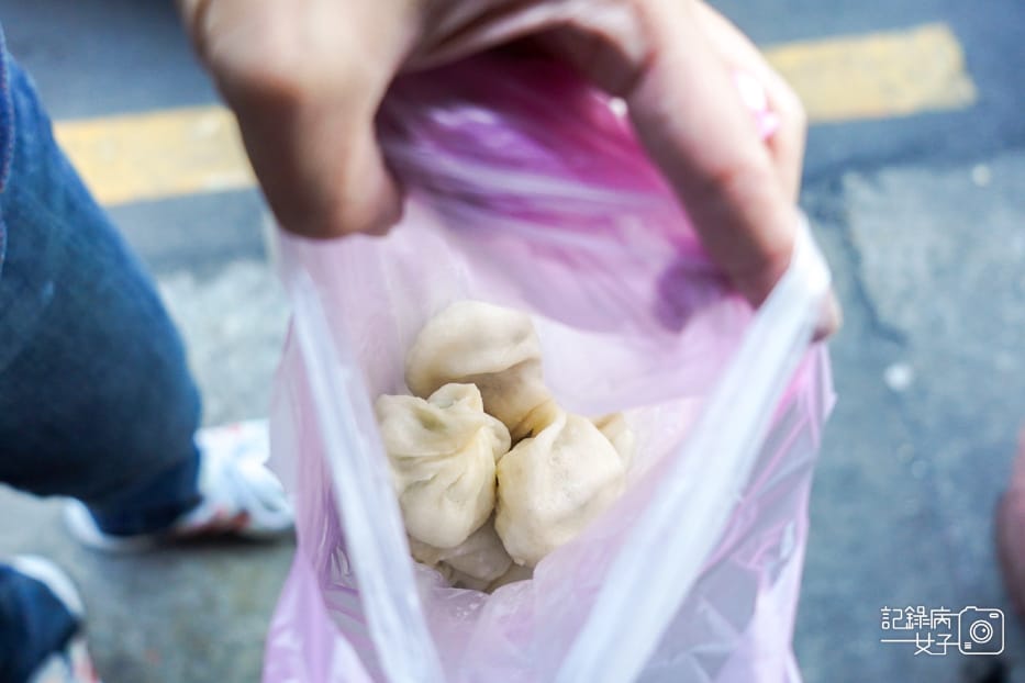 14新北鶯歌美食鶯歌老街郵局小籠包現做手作小籠包.jpg 14新北鶯歌美食鶯歌老街郵局小籠包現做手作小籠包.jpg