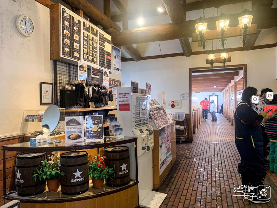 13日本岩手雫石滑雪雫石スキー場Alyeskaレストランアリエスカ歐姆蛋包飯炸豬排飯.jpg 13日本岩手雫石滑雪雫石スキー場Alyeskaレストランアリエスカ歐姆蛋包飯炸豬排飯.jpg