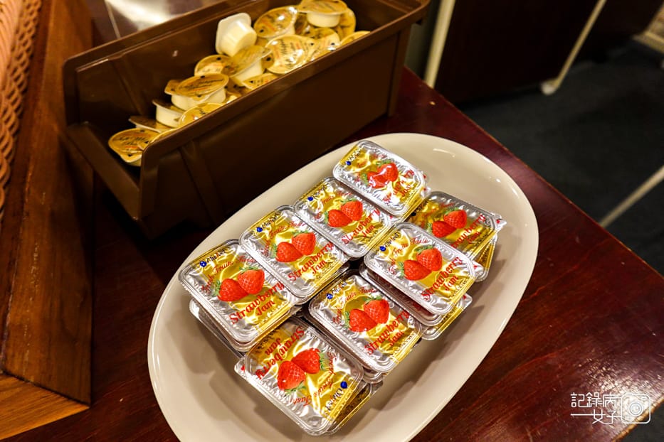 16雫石王子大飯店プリンスホテルPrince Room自助餐牛排炸豬排.jpg 16雫石王子大飯店プリンスホテルPrince Room自助餐牛排炸豬排.jpg