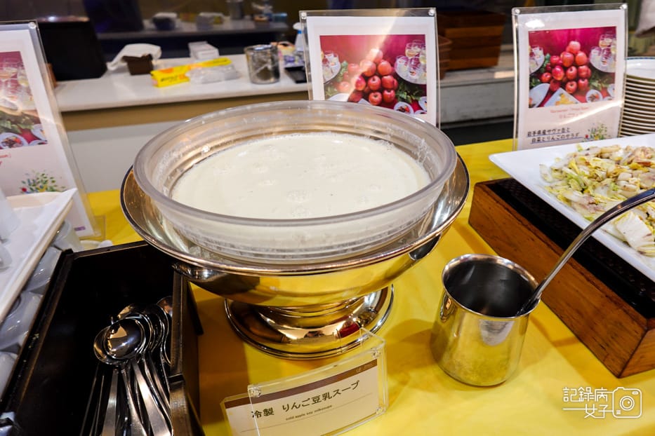 66雫石王子大飯店プリンスホテルPrince Room自助餐牛排炸豬排.jpg 66雫石王子大飯店プリンスホテルPrince Room自助餐牛排炸豬排.jpg