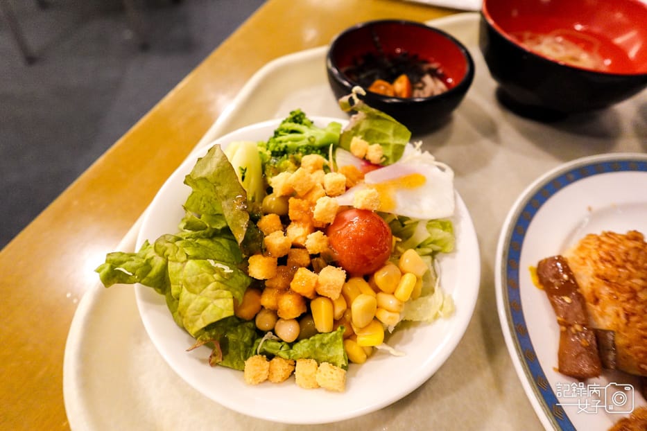 19雫石王子大飯店プリンスホテルPrince Room自助餐牛排炸豬排.jpg 19雫石王子大飯店プリンスホテルPrince Room自助餐牛排炸豬排.jpg