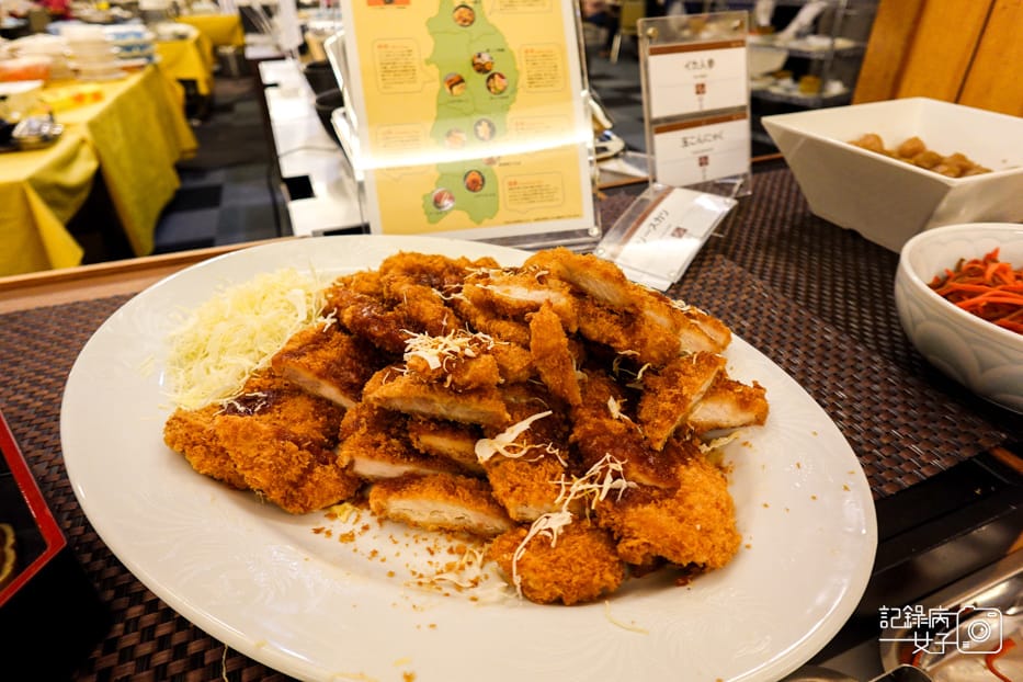 36雫石王子大飯店プリンスホテルPrince Room自助餐牛排炸豬排.jpg 36雫石王子大飯店プリンスホテルPrince Room自助餐牛排炸豬排.jpg