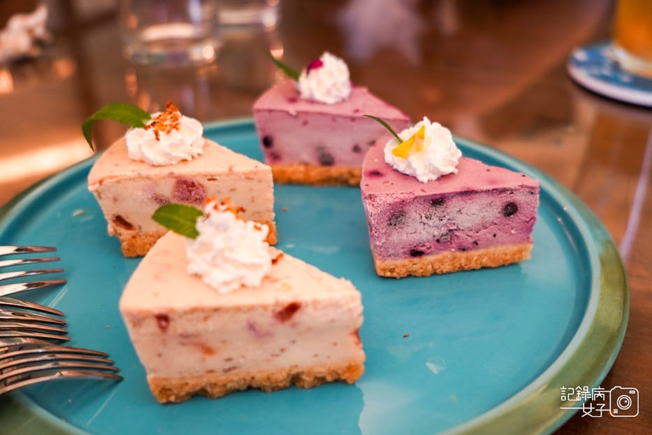 53美軍宿舍群The Café By 想陽明山下午茶甜點藍莓優格玫瑰重乳酪蛋糕.jpg