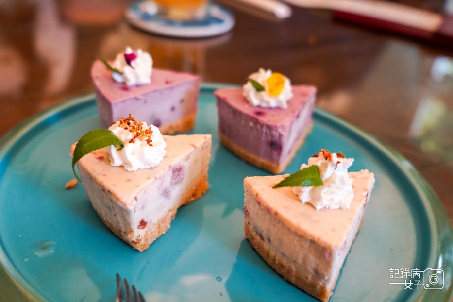 52美軍宿舍群The Café By 想陽明山下午茶甜點藍莓優格玫瑰重乳酪蛋糕.jpg