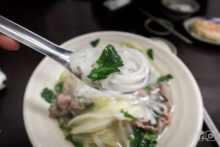 5台北信義區老北一菜盒店越南牛肉河粉韭菜水餃高麗菜水餃.jpg