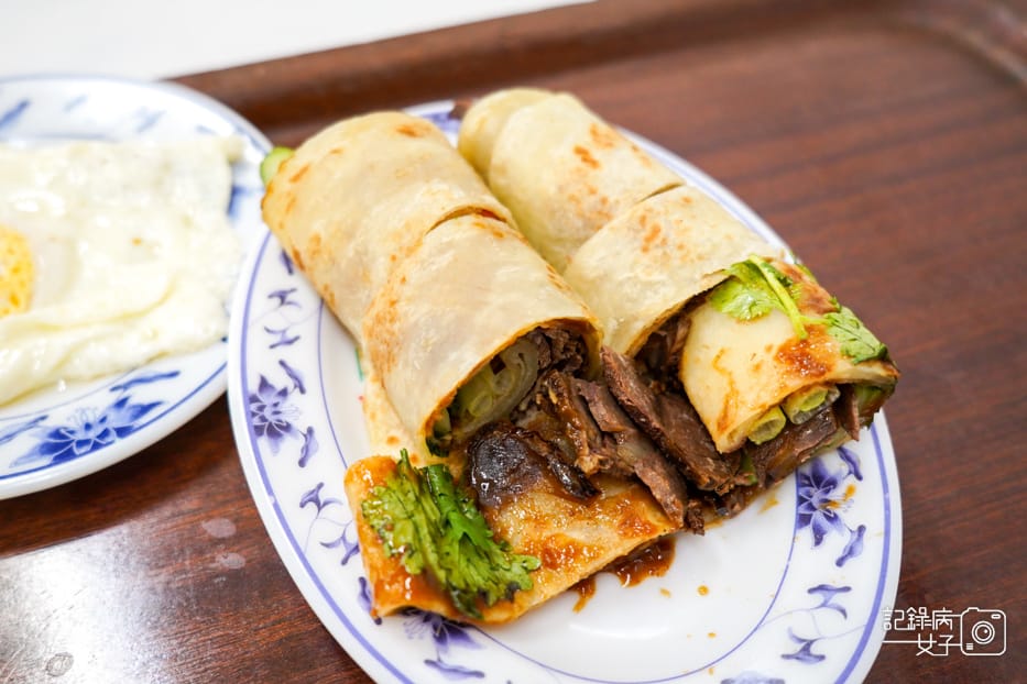 20內湖來來豆漿24小時豆漿店牛肉捲餅荷包蛋.jpg