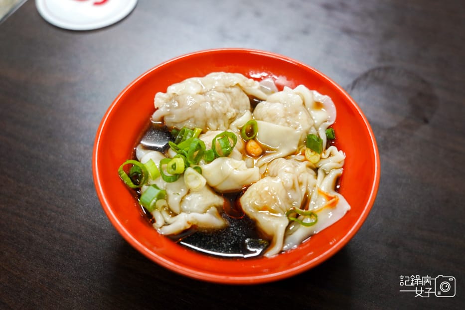 23新竹老港陳招牌醬油蛋意麵牛肉腸粉紅油炒手.jpg 23新竹老港陳招牌醬油蛋意麵牛肉腸粉紅油炒手.jpg