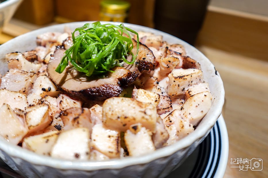 28師大數寄屋拉麵辻葉鴨胸叉燒飯.jpg 28師大數寄屋拉麵辻葉鴨胸叉燒飯.jpg