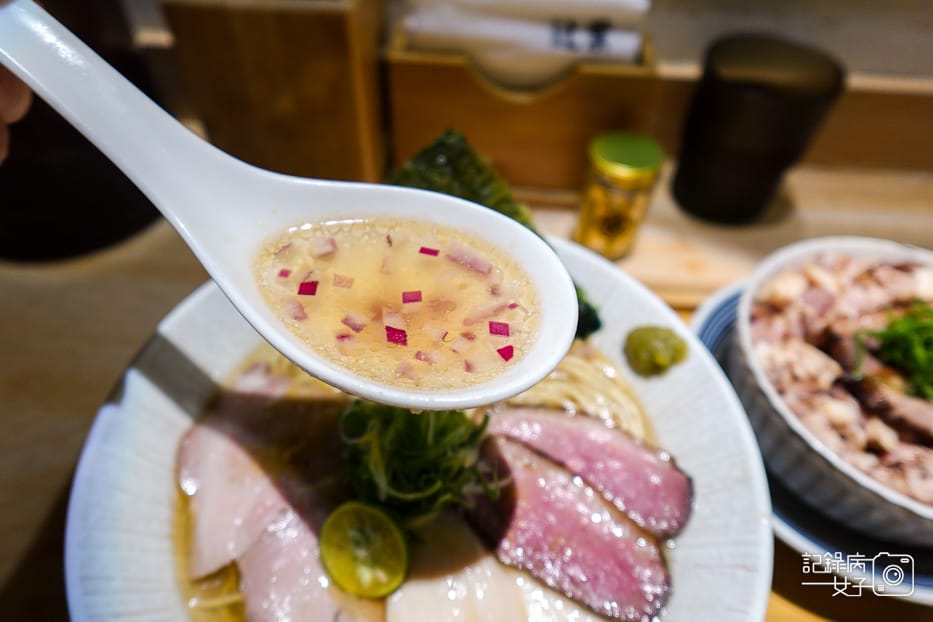 17師大台電大樓數寄屋辻葉雅白辻葉雞湯拉麵.jpg 17師大台電大樓數寄屋辻葉雅白辻葉雞湯拉麵.jpg