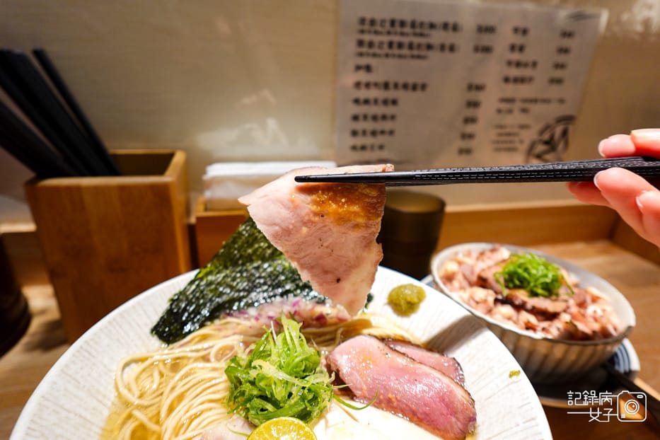 23師大數寄屋辻葉ゆず塩鷄白湯らーめん專門店鴨胸叉燒飯.jpg 23師大數寄屋辻葉ゆず塩鷄白湯らーめん專門店鴨胸叉燒飯.jpg