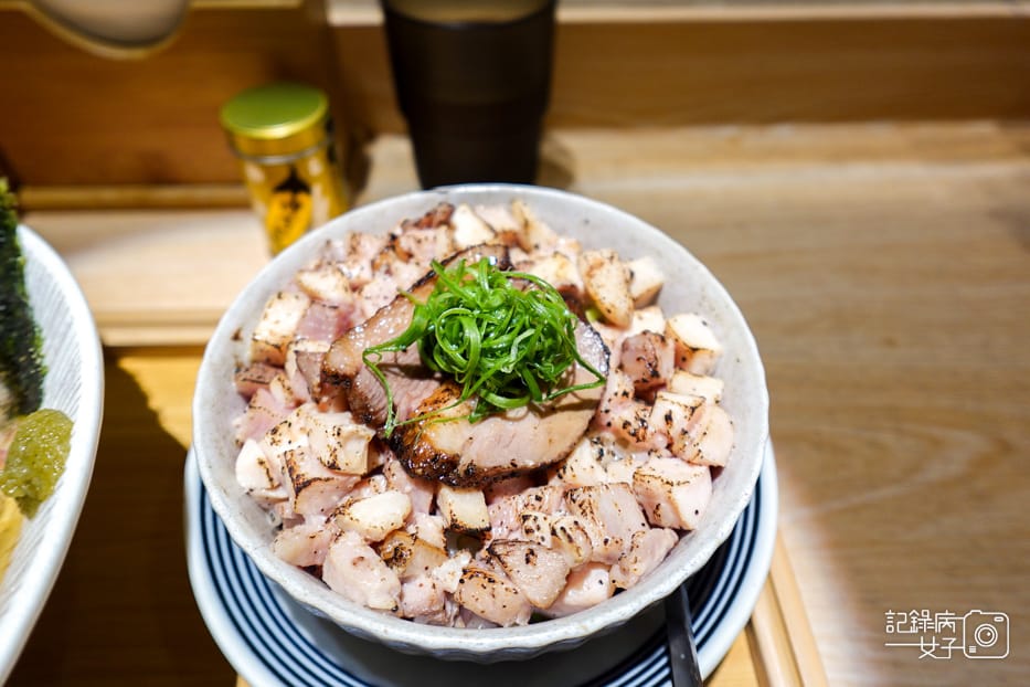 25師大數寄屋拉麵辻葉鴨胸叉燒飯.jpg 25師大數寄屋拉麵辻葉鴨胸叉燒飯.jpg