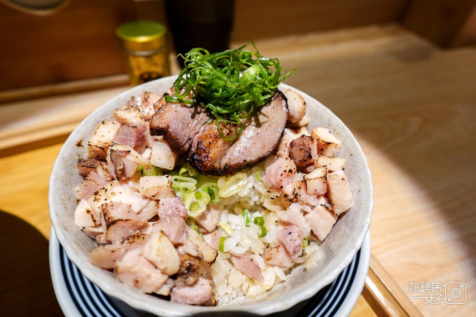 31師大數寄屋拉麵辻葉鴨胸叉燒飯.jpg 31師大數寄屋拉麵辻葉鴨胸叉燒飯.jpg