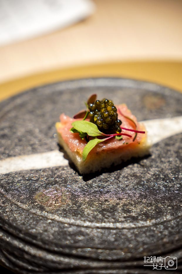 8初魚鐵板燒信義A9黑鮪魚Ossetra魚子醬.jpg