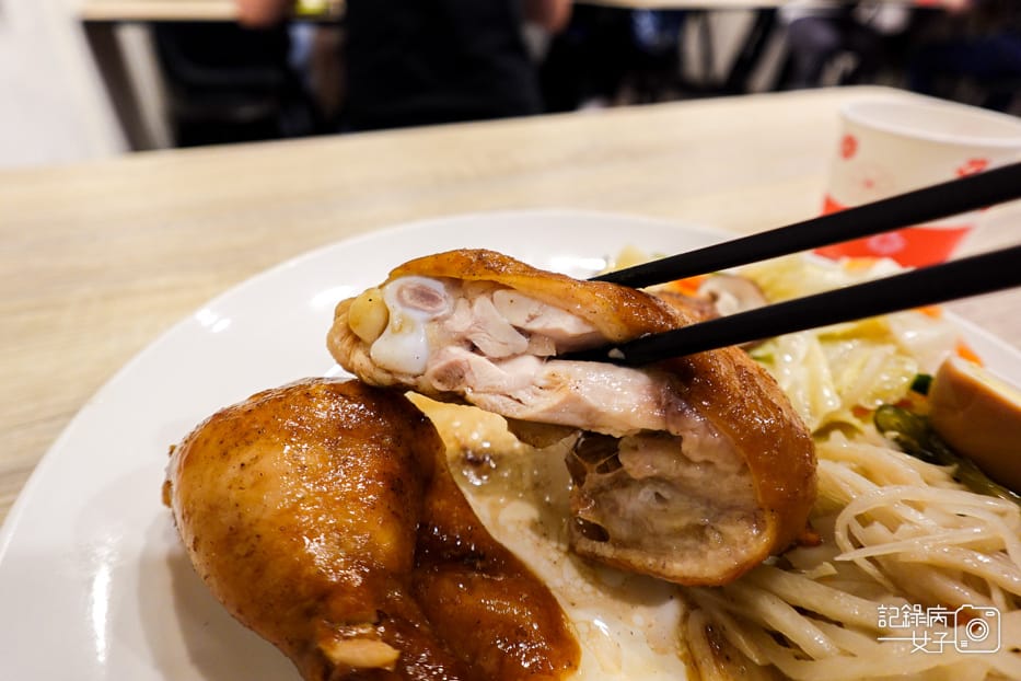16台北內湖十鷄食堂內湖平價便當店百元滷雞腿便當.jpg