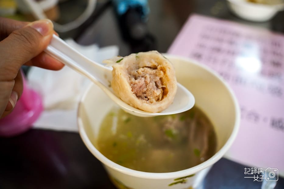 17新竹石家魚丸石記魚丸滷肉飯加蛋骨肉魚丸湯.jpg
