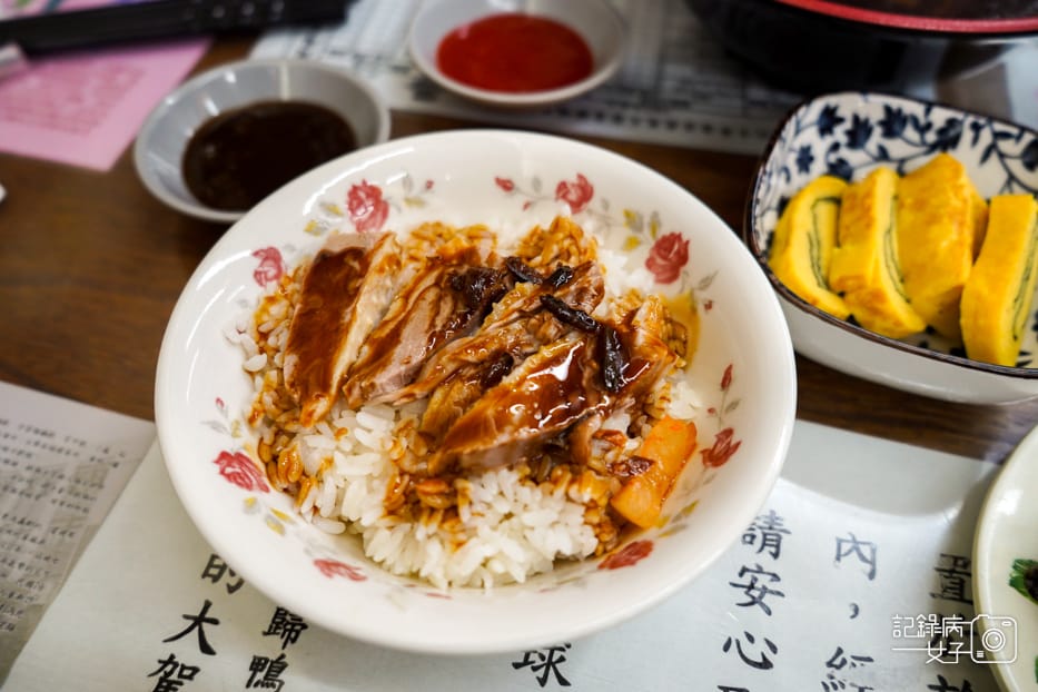 30雲林虎尾王家當歸鴨肉麵線綜合下水湯鴨肉飯鴨肉丸.jpg
