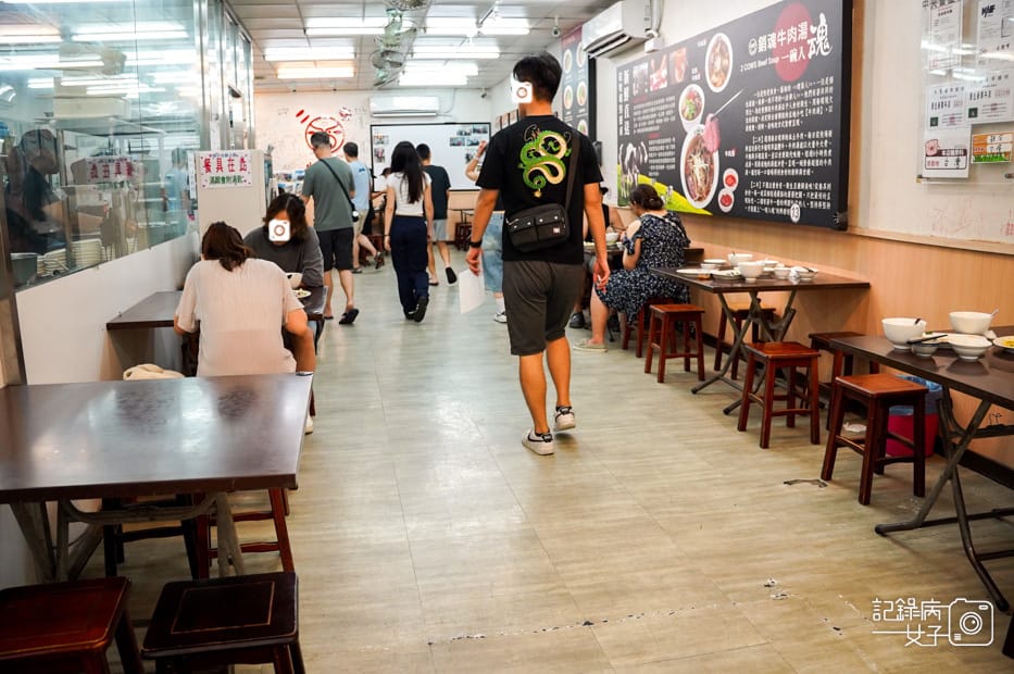 7台南文章牛肉二牛牛肉湯溫體牛芥蘭牛腩牛肉捲餅.jpg 7台南文章牛肉二牛牛肉湯溫體牛芥蘭牛腩牛肉捲餅.jpg