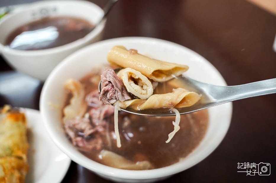 21台南文章牛肉二牛牛肉湯溫體牛綜合湯牛肚牛腸.jpg 21台南文章牛肉二牛牛肉湯溫體牛綜合湯牛肚牛腸.jpg