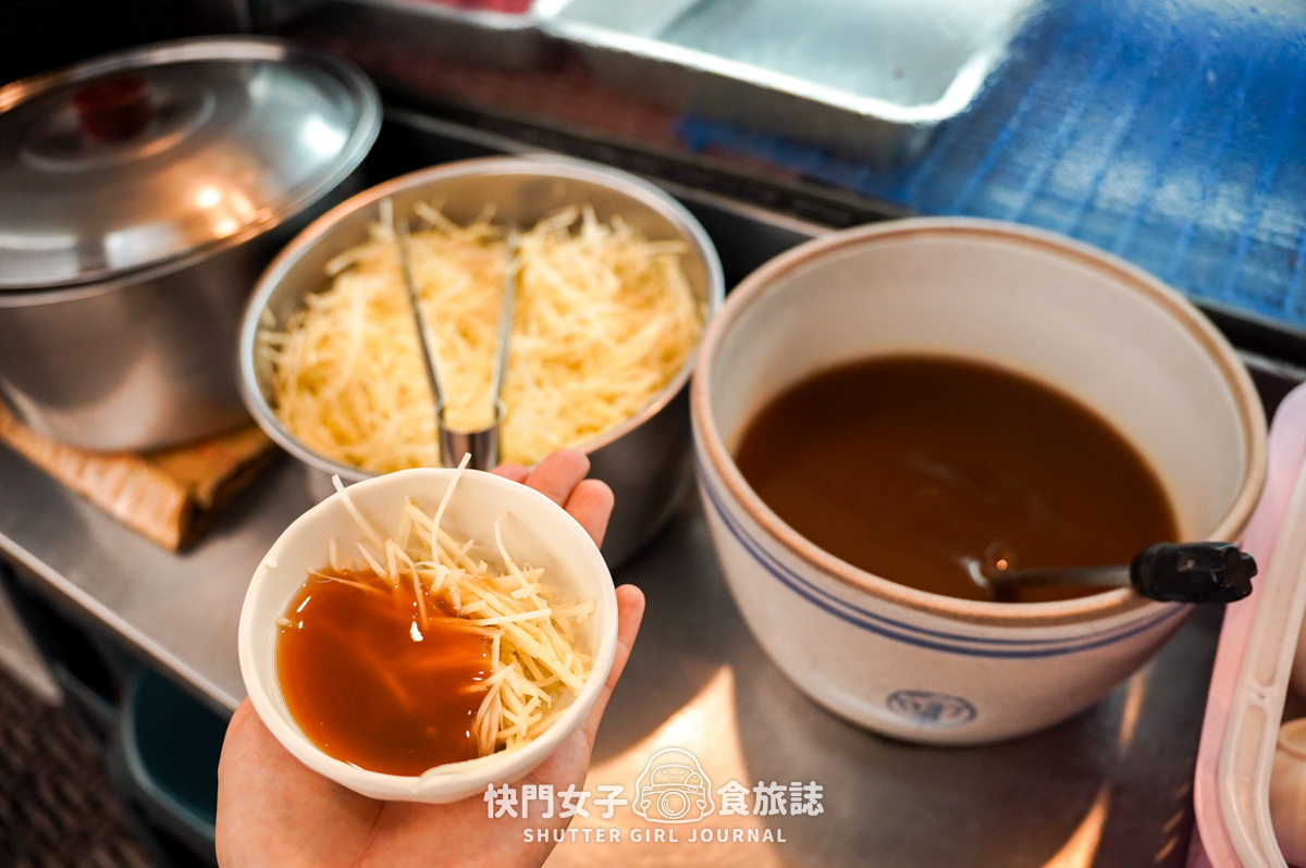 【台南 中西區】阿億牛肉湯 x 綜合牛肉湯 x 軟嫩牛腩配上夠味的牛肝 x 牛肉肉燥飯 - 第10張圖 【台南 中西區】阿億牛肉湯 x 綜合牛肉湯 x 軟嫩牛腩配上夠味的牛肝 x 牛肉肉燥飯