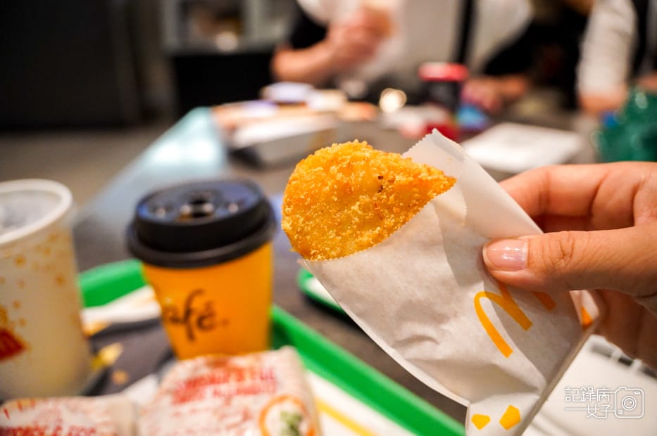 9成田日本麥當勞限定鬆餅漢堡薯餅.jpg 9成田日本麥當勞限定鬆餅漢堡薯餅.jpg