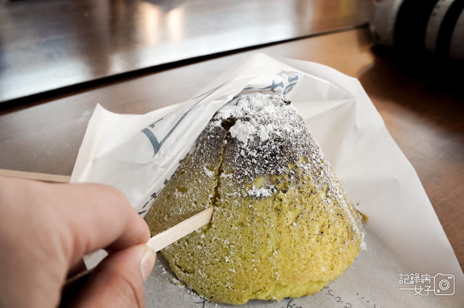 76日本富士山購物紀念品住宿富士山蛋糕.jpg 76日本富士山購物紀念品住宿富士山蛋糕.jpg