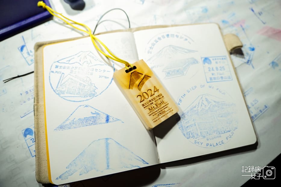 5日本富士山攻頂御來光烙印金剛杖缽巡火山口奧宮本宮淺間大社.jpg 5日本富士山攻頂御來光烙印金剛杖缽巡火山口奧宮本宮淺間大社.jpg