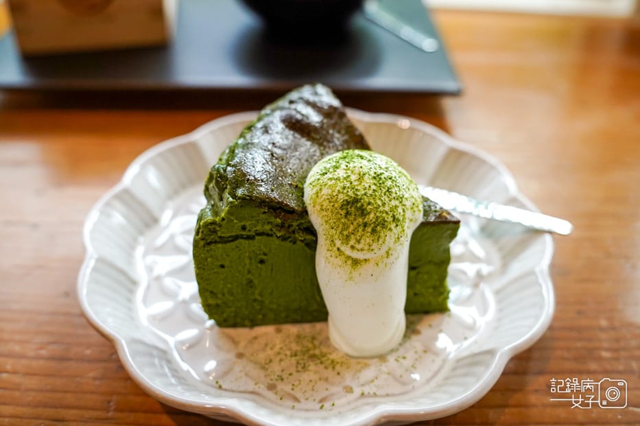 32台南町抹茶甜點專門店抹茶控青嵐厚抹茶巴斯克.jpg