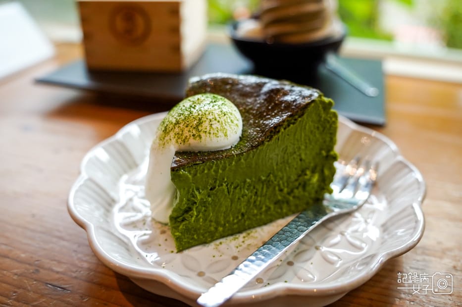33台南町抹茶甜點專門店抹茶控青嵐厚抹茶巴斯克.jpg