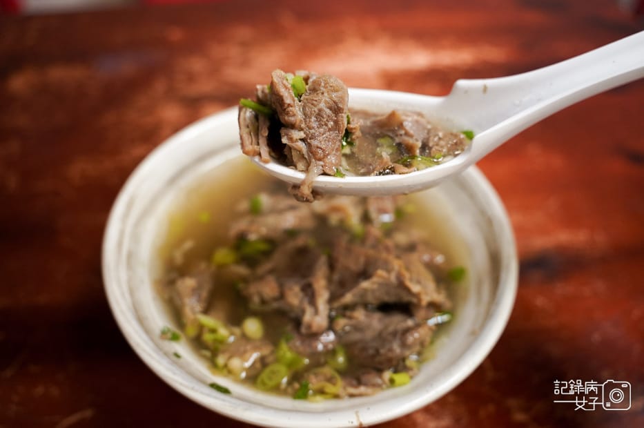 29內湖區通化老師傅牛雜湯牛肉蛋炒飯清燉牛肉湯.jpg 29內湖區通化老師傅牛雜湯牛肉蛋炒飯清燉牛肉湯.jpg