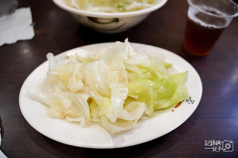 24大安公館台大阿英滷肉飯貴青菜青菜湯.jpg
